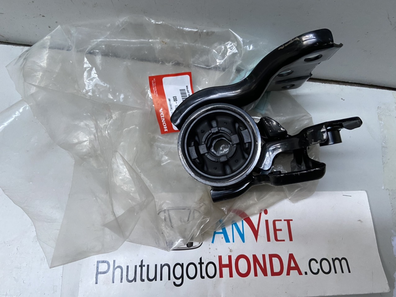 Cao su Càng A xe Honda CRV 2009-2011